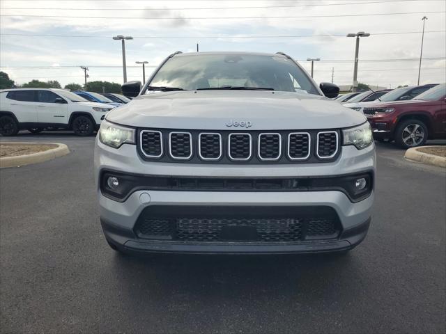 2025 Jeep Compass COMPASS LATITUDE 4X4