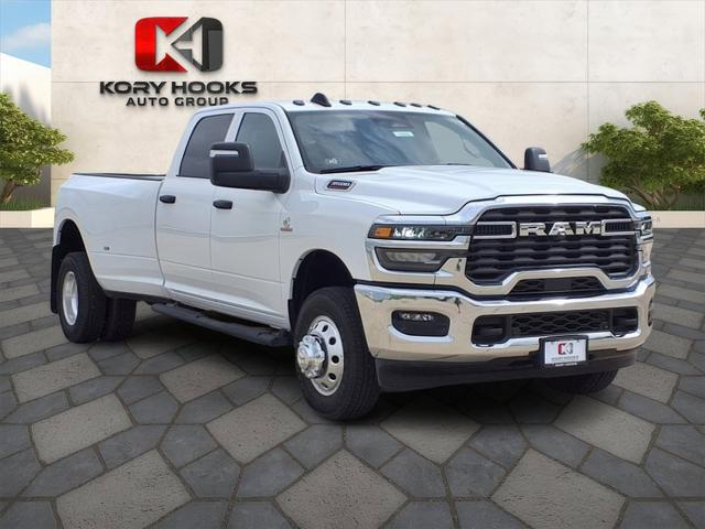 2025 RAM Ram 3500 RAM 3500 TRADESMAN CREW CAB 4X4 8 BOX