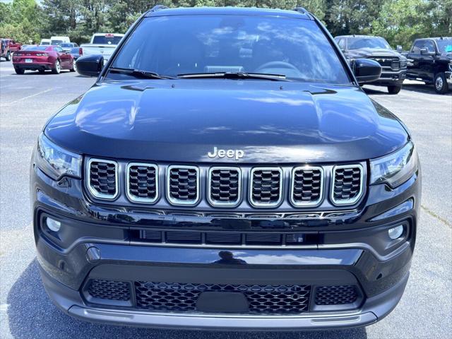 2025 Jeep Compass COMPASS LATITUDE 4X4