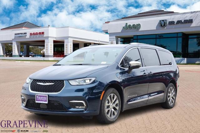2025 Chrysler Pacifica Hybrid PACIFICA PLUG-IN HYBRID PINNACLE