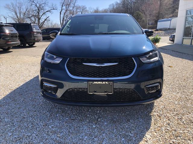 2025 Chrysler Pacifica PACIFICA SELECT