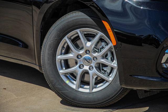 2025 Chrysler Pacifica PACIFICA SELECT