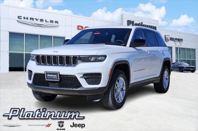2025 Jeep Grand Cherokee GRAND CHEROKEE LAREDO X 4X4