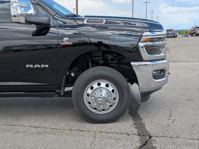2025 RAM Ram 3500 RAM 3500 LARAMIE CREW CAB 4X4 8 BOX