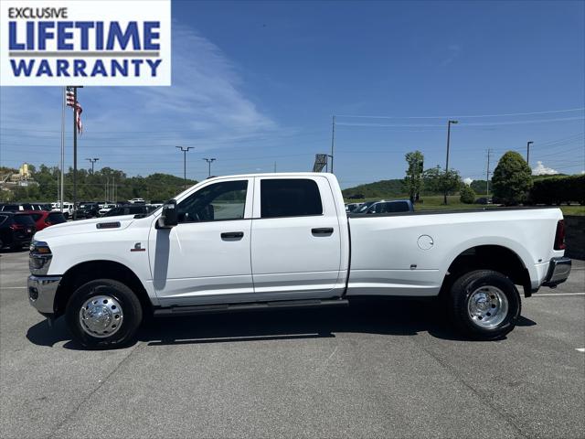 2025 RAM Ram 3500 RAM 3500 TRADESMAN CREW CAB 4X4 8 BOX