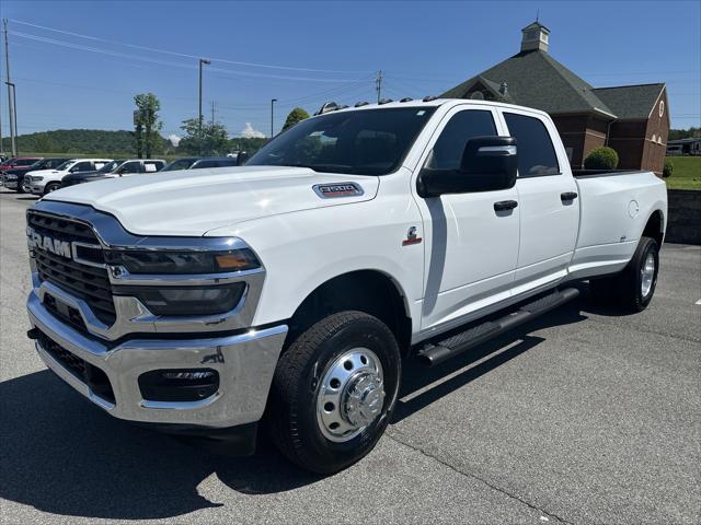 2025 RAM Ram 3500 RAM 3500 TRADESMAN CREW CAB 4X4 8 BOX