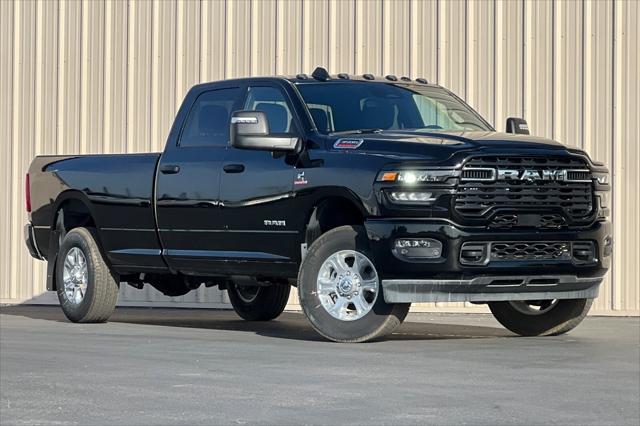 2025 RAM Ram 3500 RAM 3500 BIG HORN CREW CAB 4X4 8 BOX