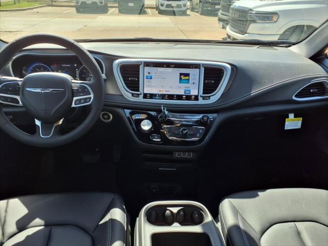 2025 Chrysler Pacifica PACIFICA SELECT