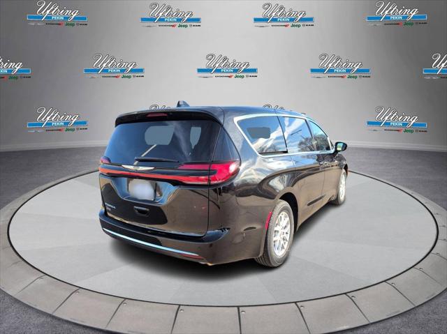 2025 Chrysler Pacifica PACIFICA SELECT