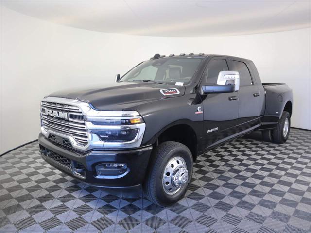 2025 RAM Ram 3500 RAM 3500 LARAMIE MEGA CAB 4X4 64 BOX
