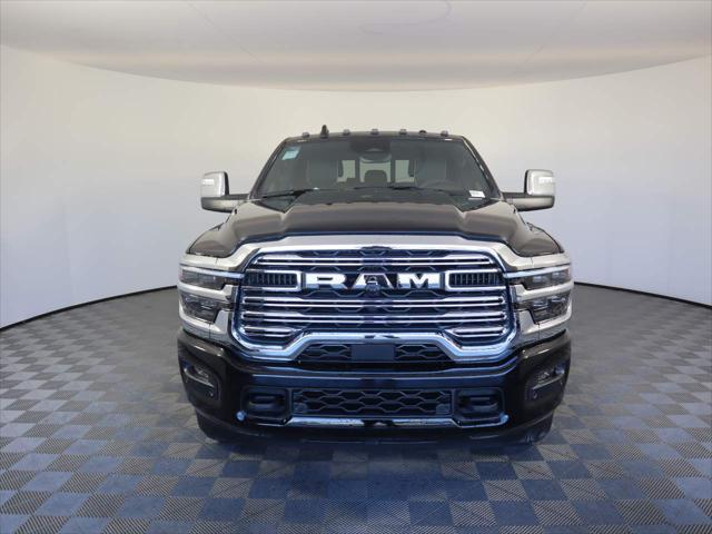 2025 RAM Ram 3500 RAM 3500 LARAMIE MEGA CAB 4X4 64 BOX