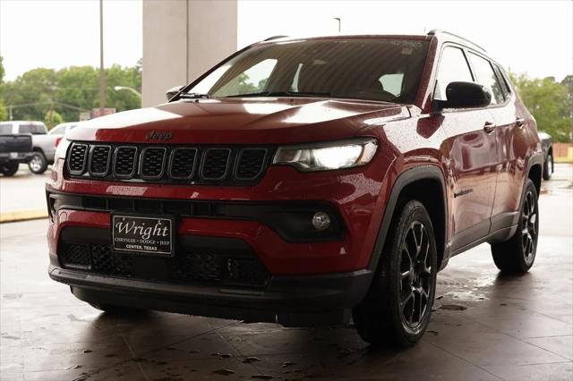 2025 Jeep Compass COMPASS LATITUDE 4X4
