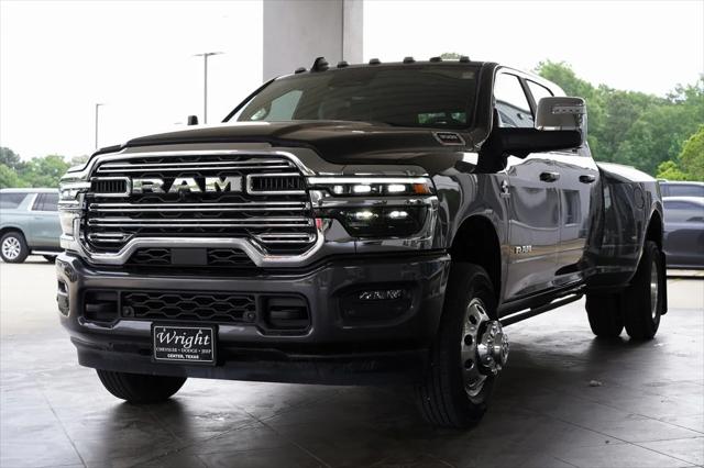 2025 RAM Ram 3500 RAM 3500 LARAMIE MEGA CAB 4X4 64 BOX