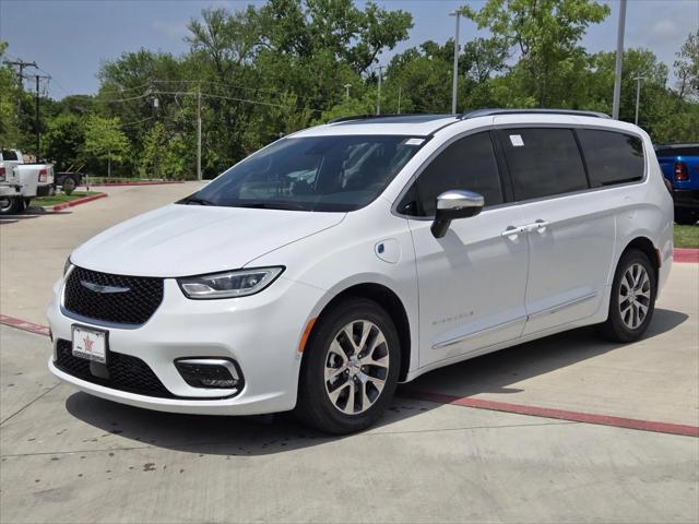 2025 Chrysler Pacifica Hybrid PACIFICA PLUG-IN HYBRID PINNACLE