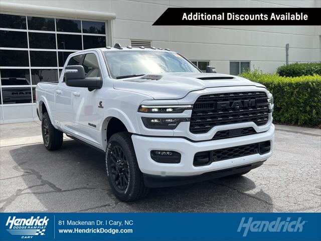 2025 RAM Ram 3500 RAM 3500 LIMITED CREW CAB 4X4 64 BOX
