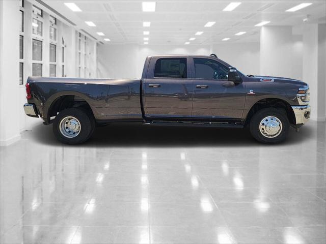 2025 RAM Ram 3500 RAM 3500 TRADESMAN CREW CAB 4X4 8 BOX