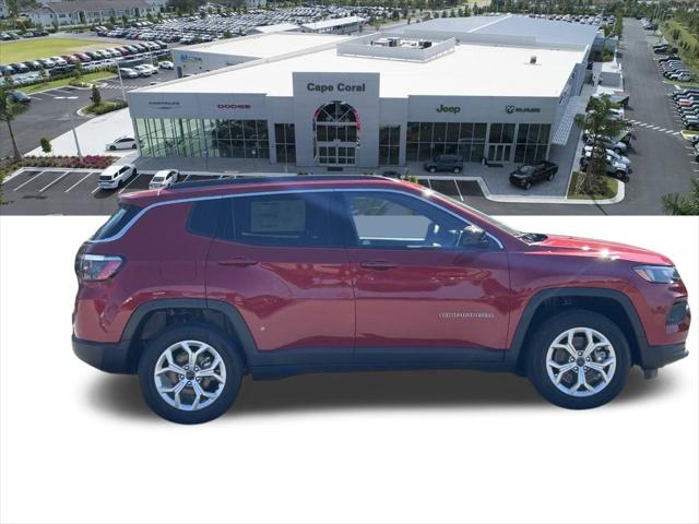 2025 Jeep Compass COMPASS LATITUDE 4X4
