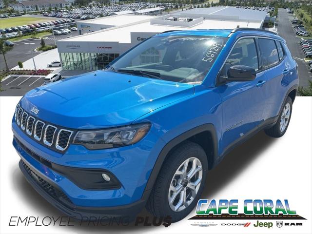 2025 Jeep Compass COMPASS LATITUDE 4X4