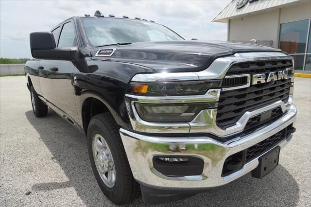 2025 RAM Ram 3500 RAM 3500 TRADESMAN CREW CAB 4X2 8 BOX