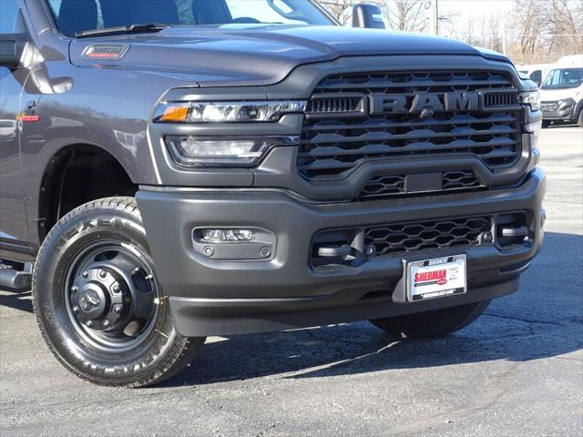 2025 RAM Ram 3500 RAM 3500 TRADESMAN CREW CAB 4X4 8 BOX