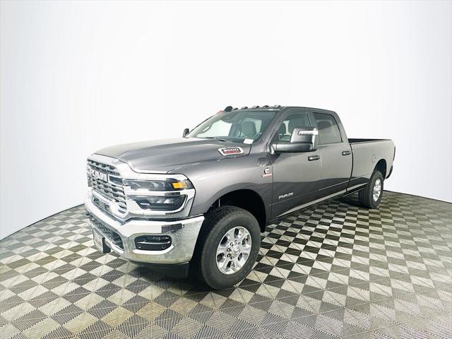 2025 RAM Ram 3500 RAM 3500 BIG HORN CREW CAB 4X4 8 BOX