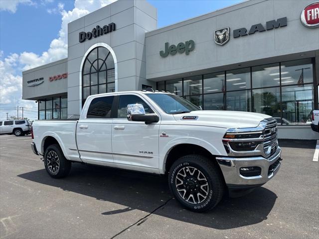 2025 RAM Ram 2500 RAM 2500 LIMITED CREW CAB 4X4 64 BOX