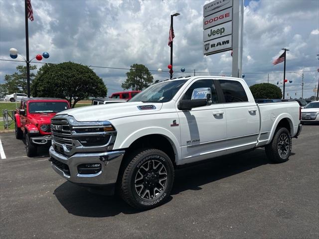 2025 RAM Ram 2500 RAM 2500 LIMITED CREW CAB 4X4 64 BOX