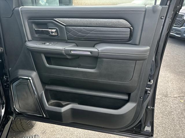 2025 Ram 2500 Limited Crew Cab 4x4 6'4" Box