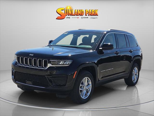 2025 Jeep Grand Cherokee GRAND CHEROKEE LAREDO X 4X4