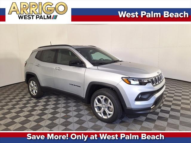 2025 Jeep Compass COMPASS LATITUDE 4X4