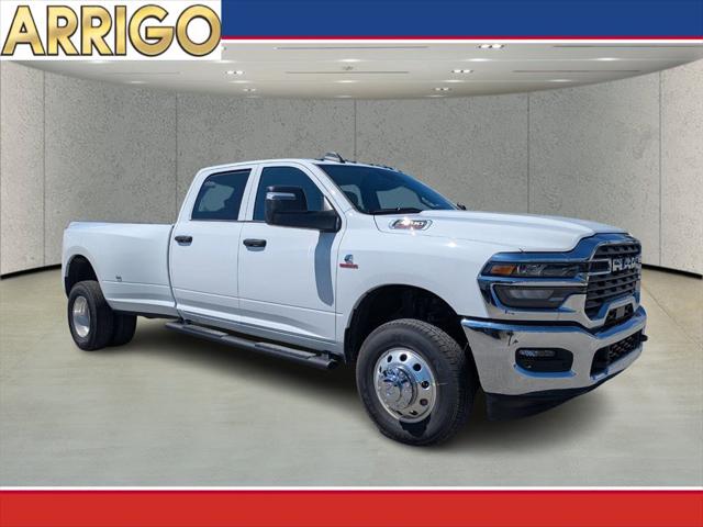 2025 RAM Ram 3500 RAM 3500 TRADESMAN CREW CAB 4X4 8 BOX