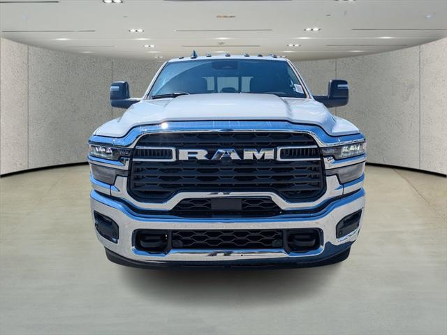 2025 RAM Ram 3500 RAM 3500 TRADESMAN CREW CAB 4X4 8 BOX