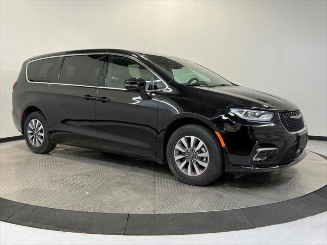 2025 Chrysler Pacifica Hybrid PACIFICA PLUG-IN HYBRID SELECT