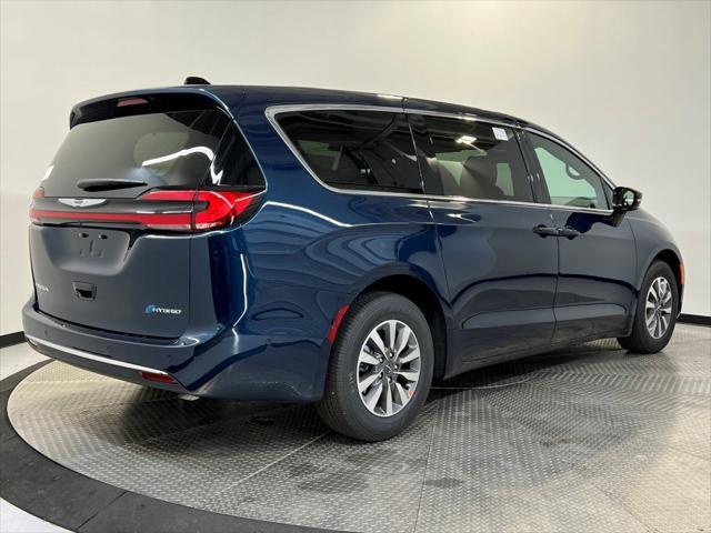 2025 Chrysler Pacifica Hybrid PACIFICA PLUG-IN HYBRID SELECT