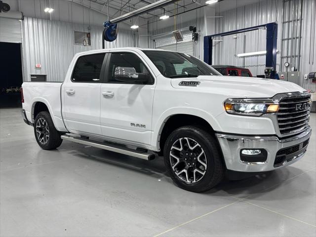 2025 RAM Ram 1500 RAM 1500 LARAMIE CREW CAB 4X2 57 BOX