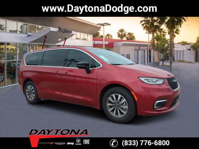 2025 Chrysler Pacifica Hybrid PACIFICA PLUG-IN HYBRID SELECT