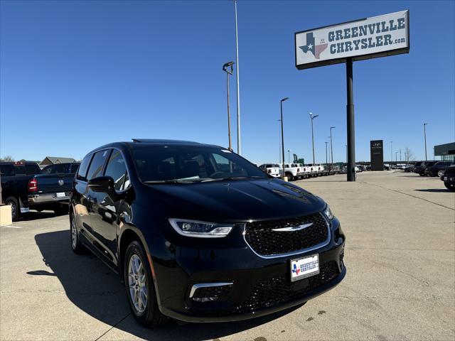 2025 Chrysler Pacifica PACIFICA SELECT
