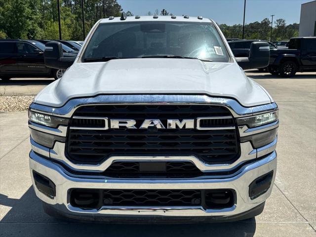 2025 RAM Ram 3500 RAM 3500 TRADESMAN CREW CAB 4X4 8 BOX