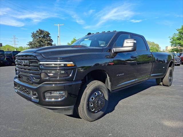 2025 RAM Ram 3500 RAM 3500 LARAMIE CREW CAB 4X4 8 BOX