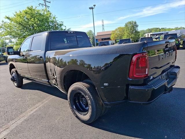 2025 RAM Ram 3500 RAM 3500 LARAMIE CREW CAB 4X4 8 BOX