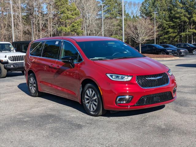 2025 Chrysler Pacifica Hybrid PACIFICA PLUG-IN HYBRID SELECT