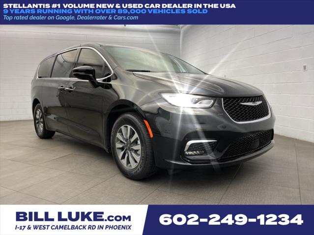 2025 Chrysler Pacifica Hybrid PACIFICA PLUG-IN HYBRID SELECT