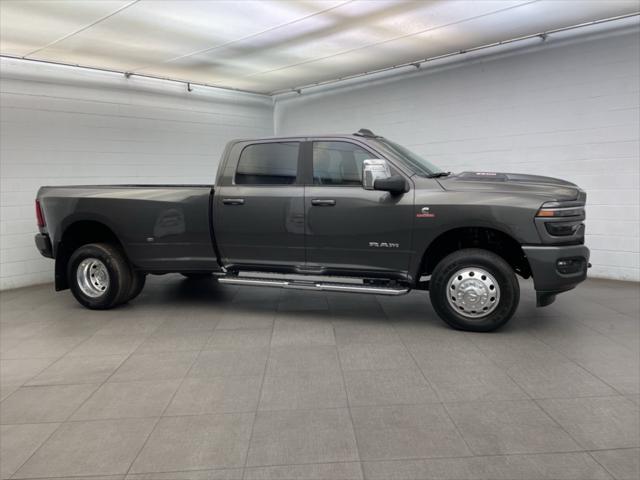 2025 RAM Ram 3500 RAM 3500 LARAMIE CREW CAB 4X4 8 BOX
