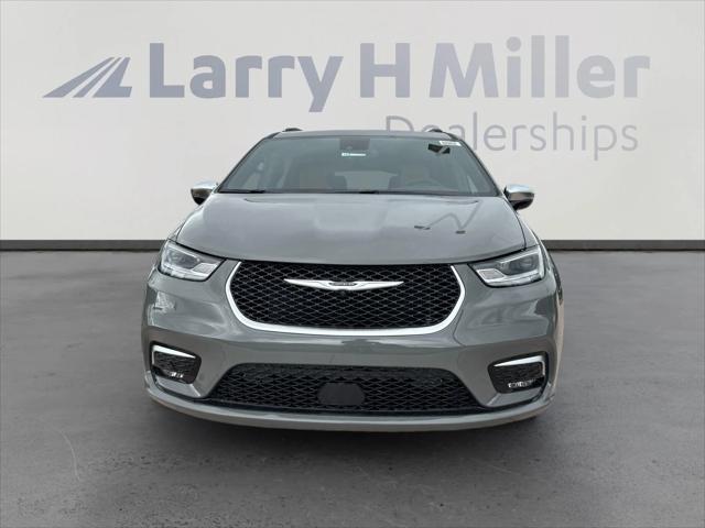 2025 Chrysler Pacifica Hybrid PACIFICA PLUG-IN HYBRID PINNACLE