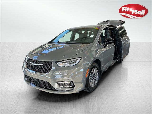 2025 Chrysler Pacifica Hybrid PACIFICA PLUG-IN HYBRID SELECT
