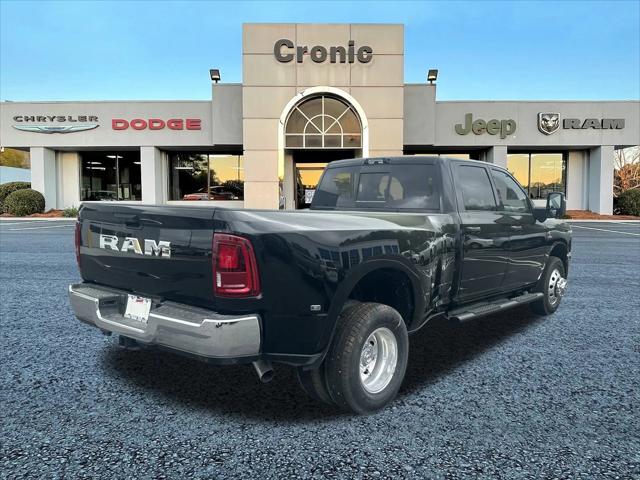 2025 RAM Ram 3500 RAM 3500 TRADESMAN CREW CAB 4X2 8 BOX