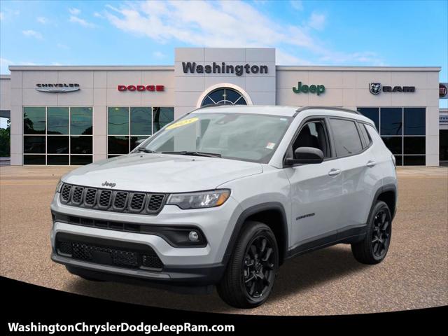2025 Jeep Compass COMPASS LATITUDE 4X4
