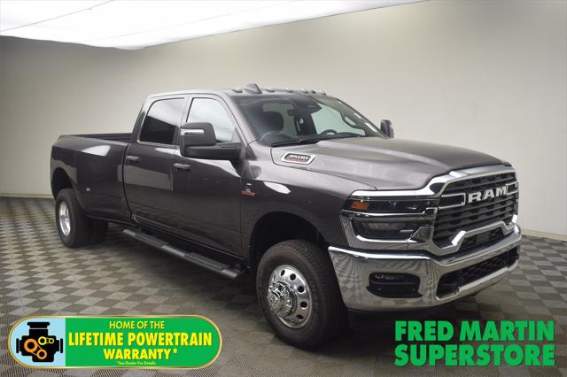 2025 RAM Ram 3500 RAM 3500 TRADESMAN CREW CAB 4X4 8 BOX