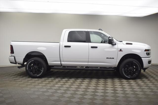 2025 RAM Ram 3500 RAM 3500 BIG HORN CREW CAB 4X4 64 BOX
