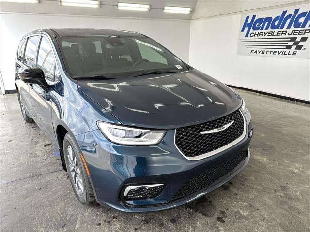 2025 Chrysler Pacifica Hybrid PACIFICA PLUG-IN HYBRID SELECT